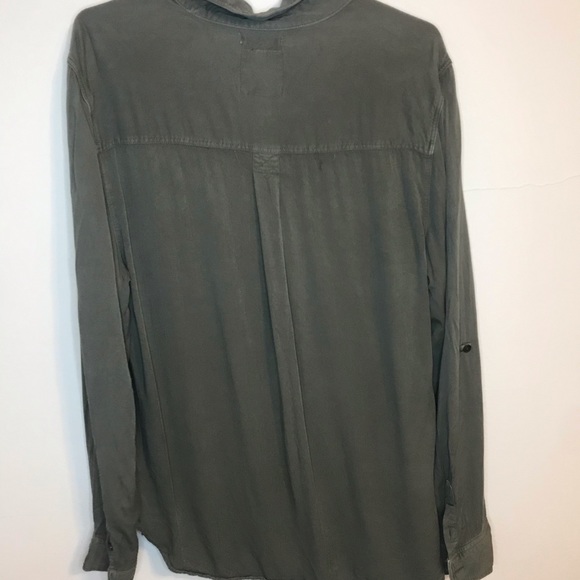 American Eagle Green Button Down Shirt - Picture 2 of 7